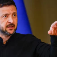 Zelensky arrives in Turkey for key peace talks