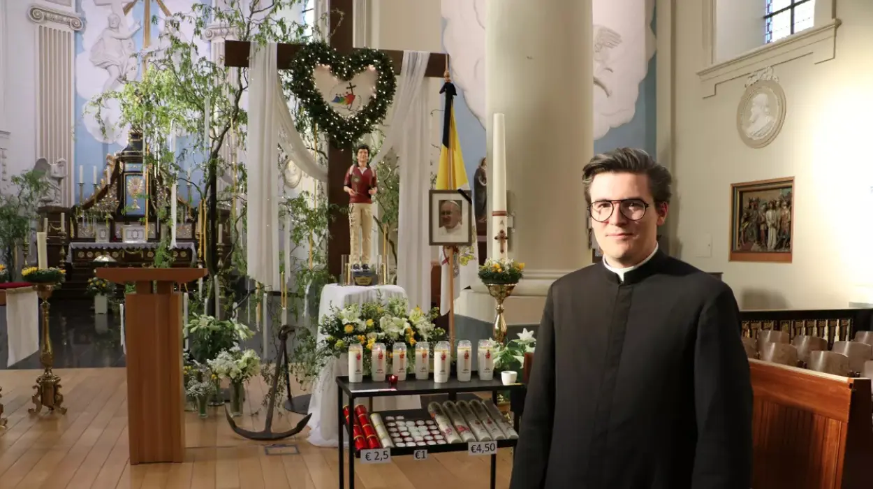 Zonhoven's Father Wim Simons to attend Pope Francis' funeral