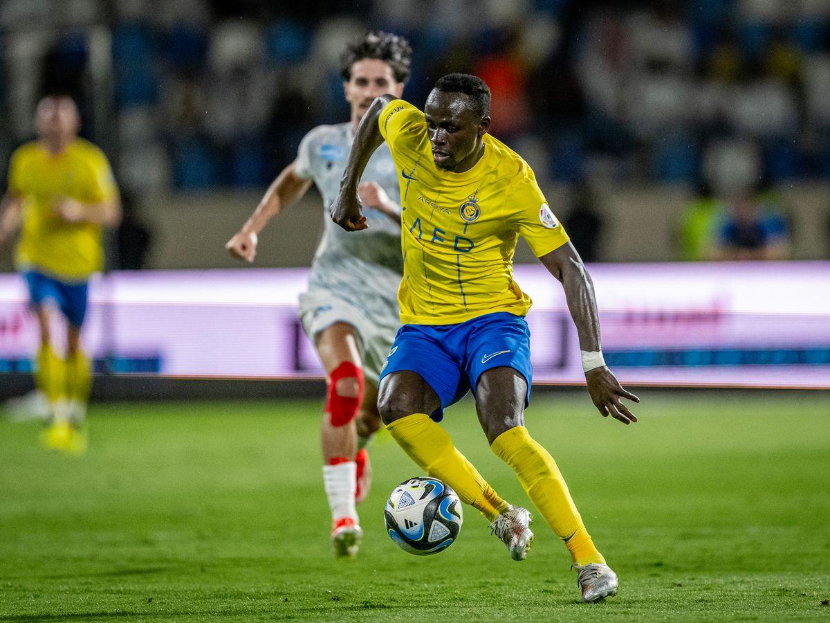 Sadio Mané leads Al Nassr comeback during football match