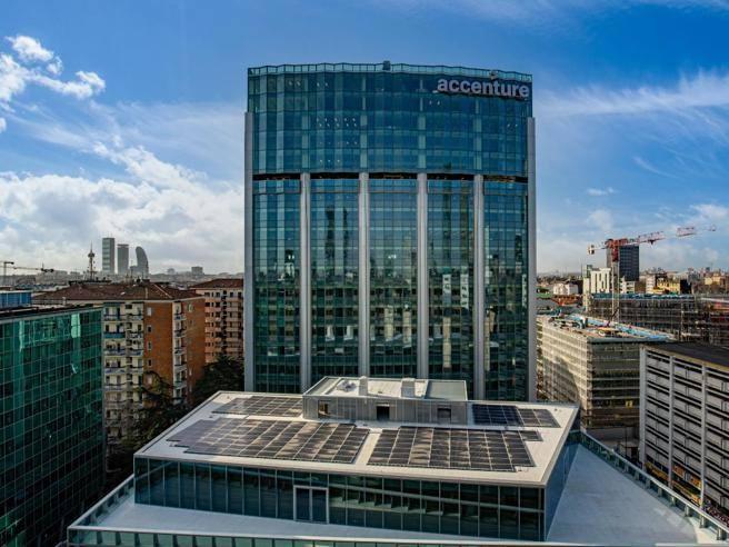 Engineering Sells Two Business Units to Accenture as European Tech Market Evolves