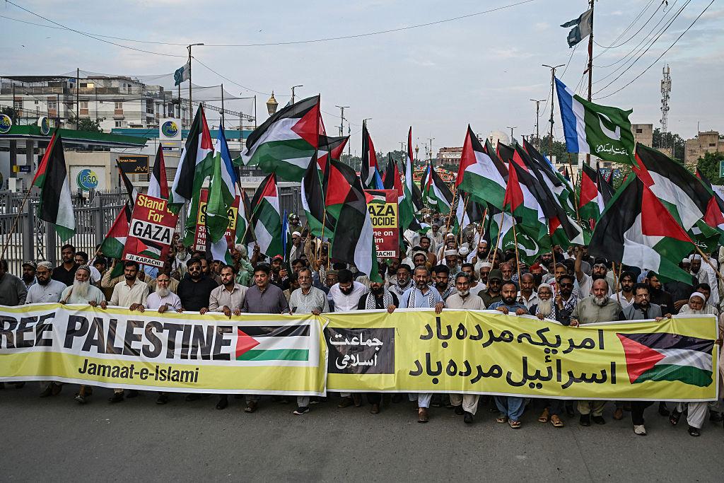 Human Rights Watch researchers resign amid controversy at headquarters