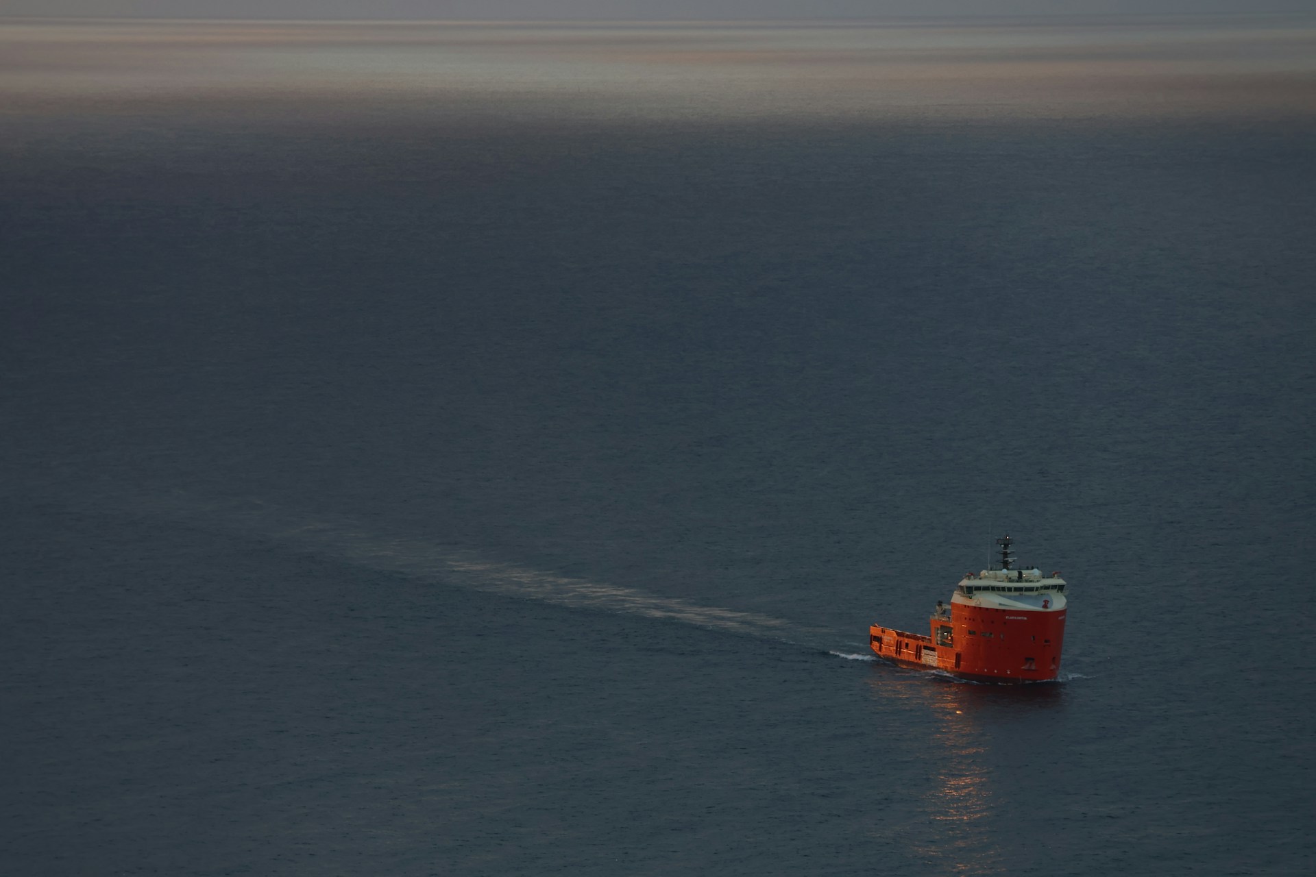 Gulf oil flows recover as tanker sails through international waters