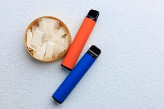 Public health experts discussing the EU smoke-free target and nicotine innovation