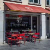 Brussels chocolate tour showcasing luxury Belgian pralines and sweets