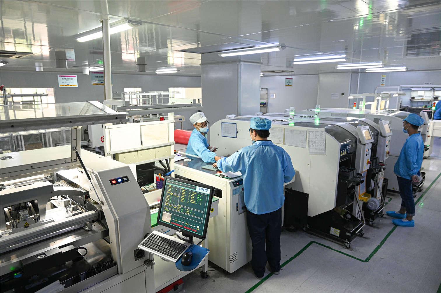AI chip manufacturing facility producing advanced semiconductor processors in Asia during 2026