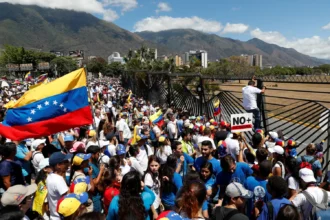 Diplomacy emphasized as US not at war with Venezuela