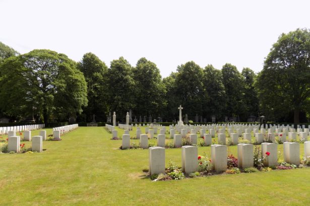 Rows of Commonwealth war graves at Heverlee War Cemetery in Belgium, where Remembrance Sunday services will take place in November 2026.