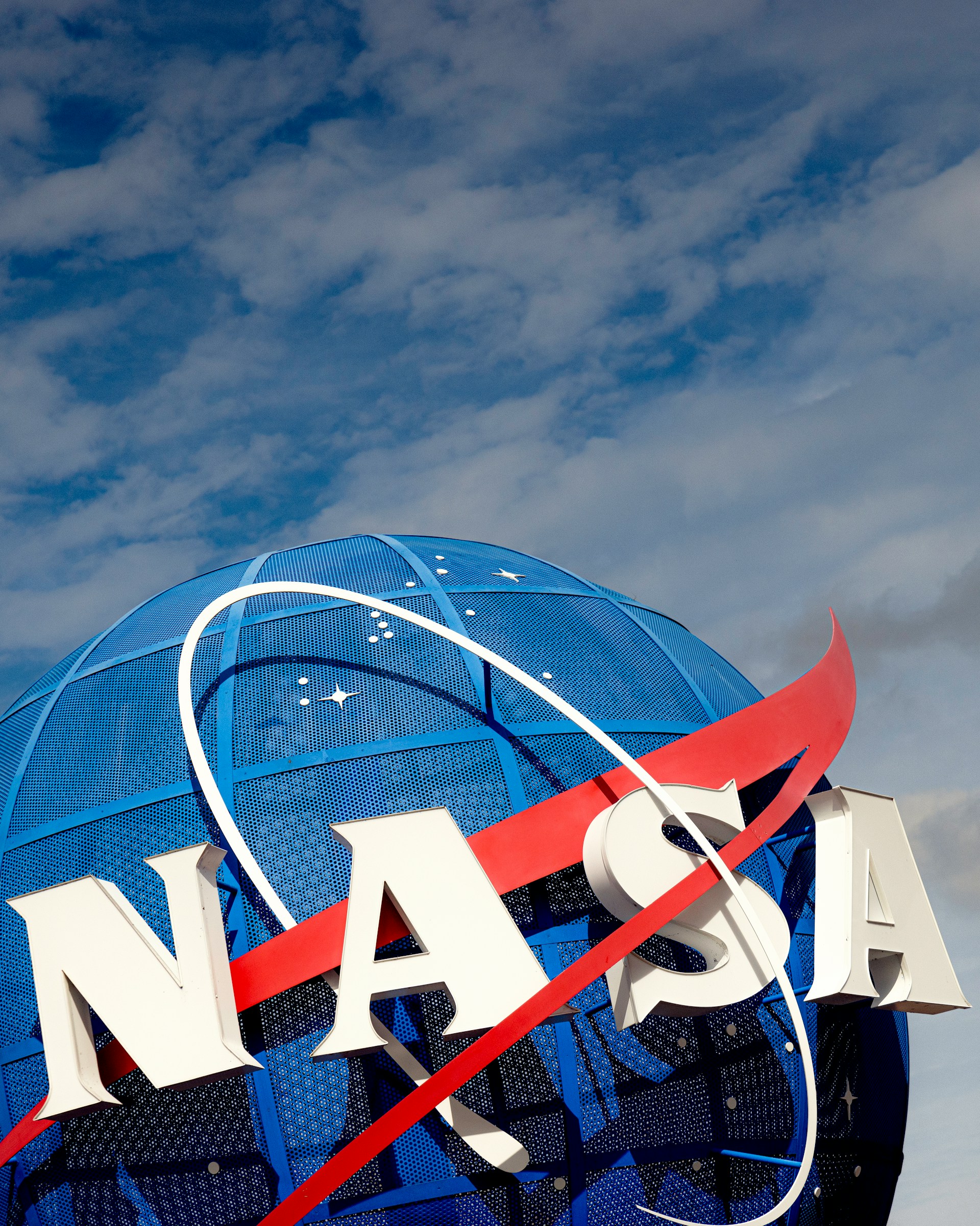 Specialists at NASA mission control monitoring data for NASA Air Leak Updates.