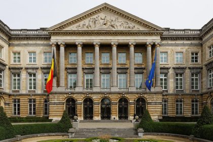 Brussels climate activists target Parliament opening over climate ruling