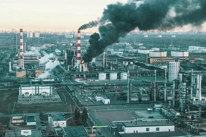 Oil refinery in Russia affected by infrastructure disruption amid ongoing Ukrainian drone attacks