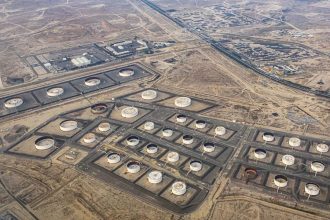 Oil Prices Decline as Iran peace hopes influence global crude oil markets and energy supplies.