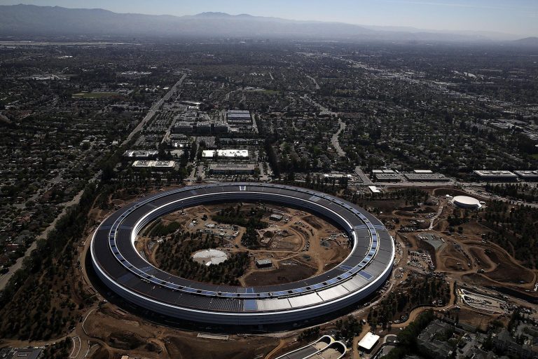 Apple Faces Major App Store Crisis After Supreme Court Setback in Washington 2026