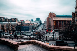 Russia warns diplomats amid escalating tensions in Kyiv, Ukraine