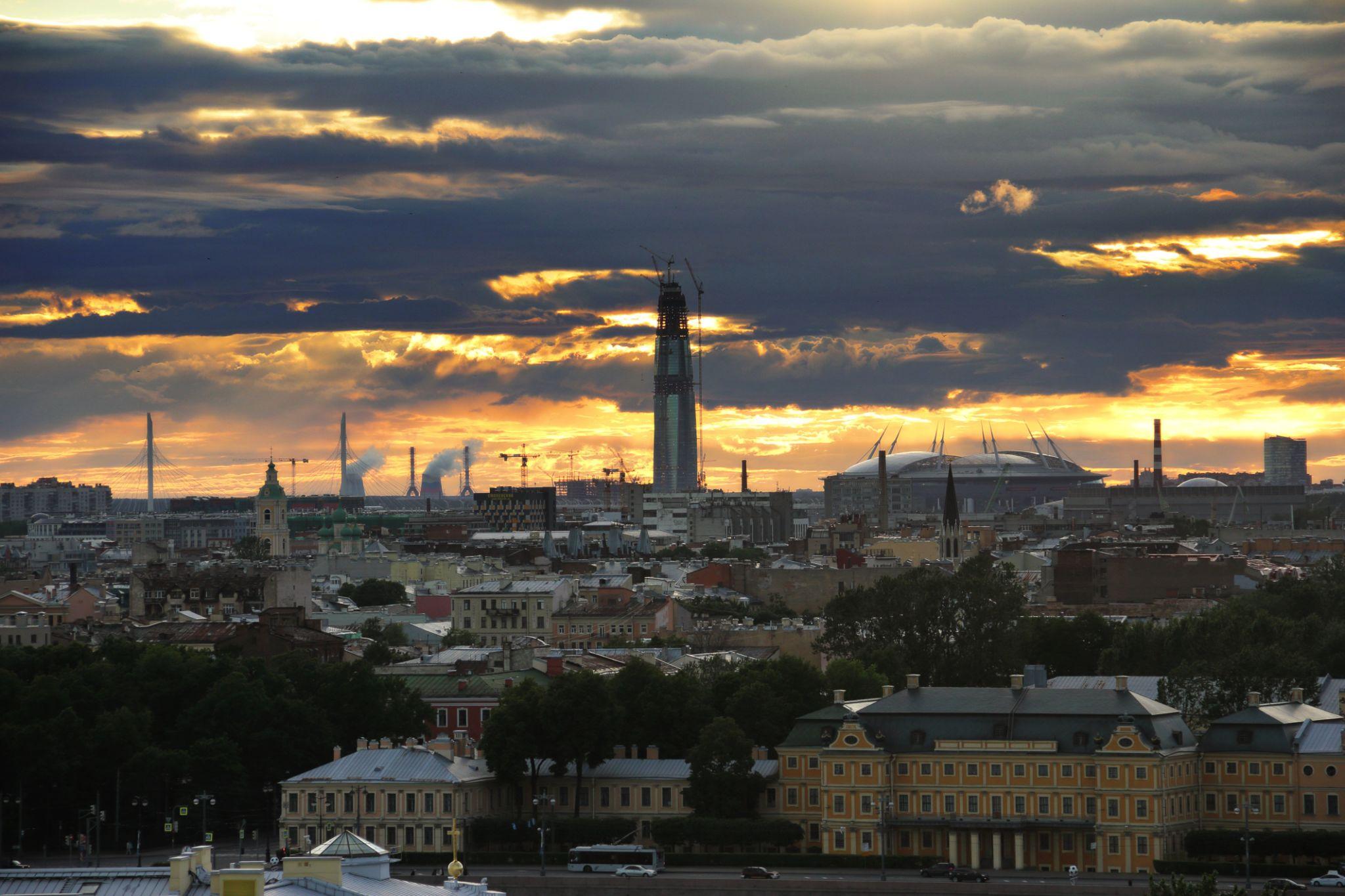 Investment and trade discussions during the Russian economic forum