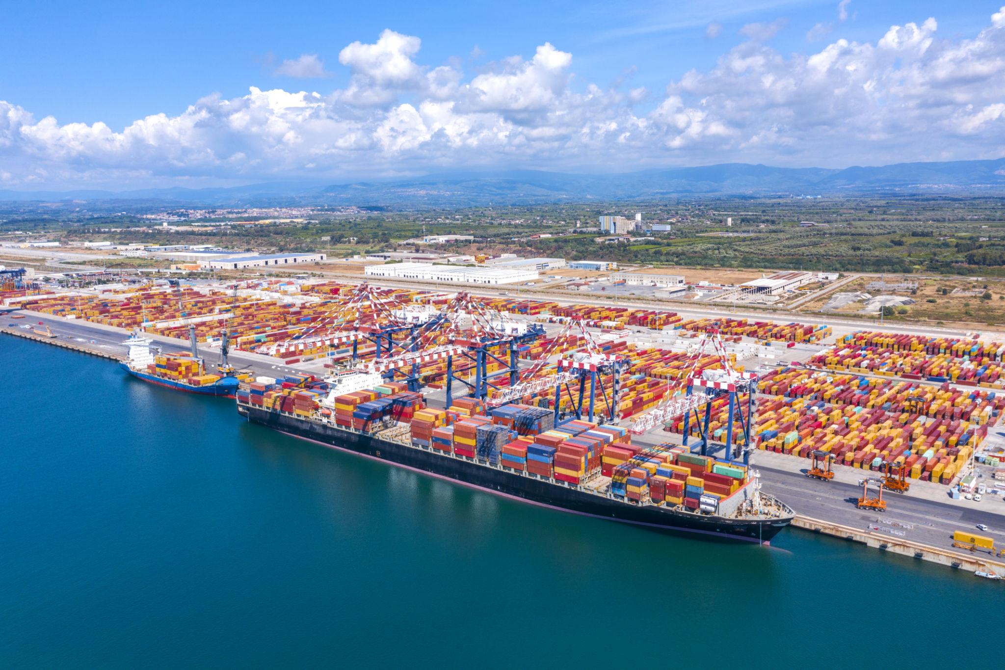 Italian exports surge driven by strong manufacturing output and international demand