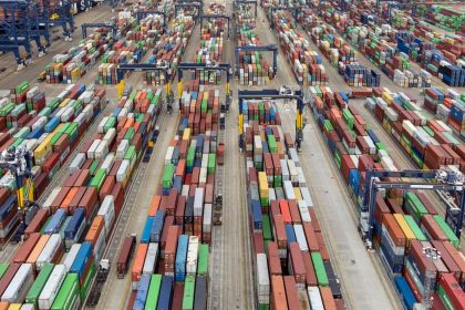 International shipping containers illustrating EU trade defences and European import policies.