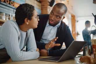 Business registration UK accountant advising startup founder on legal business structure