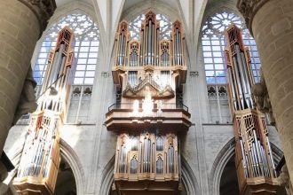 Brussels cathedral concert for Easter interior view performance