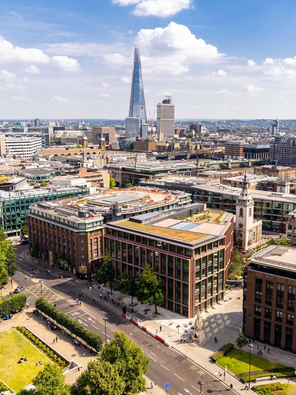 UK homebuilder news highlighting London property market concerns in 2026