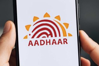 India smartphone policy update illustrating app requirement removed from phones