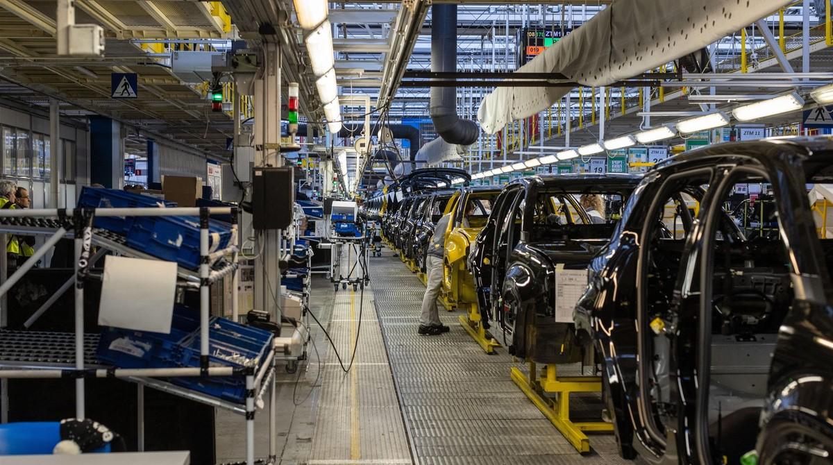 EU automotive sector seeks simpler manufacturing rules in 2026