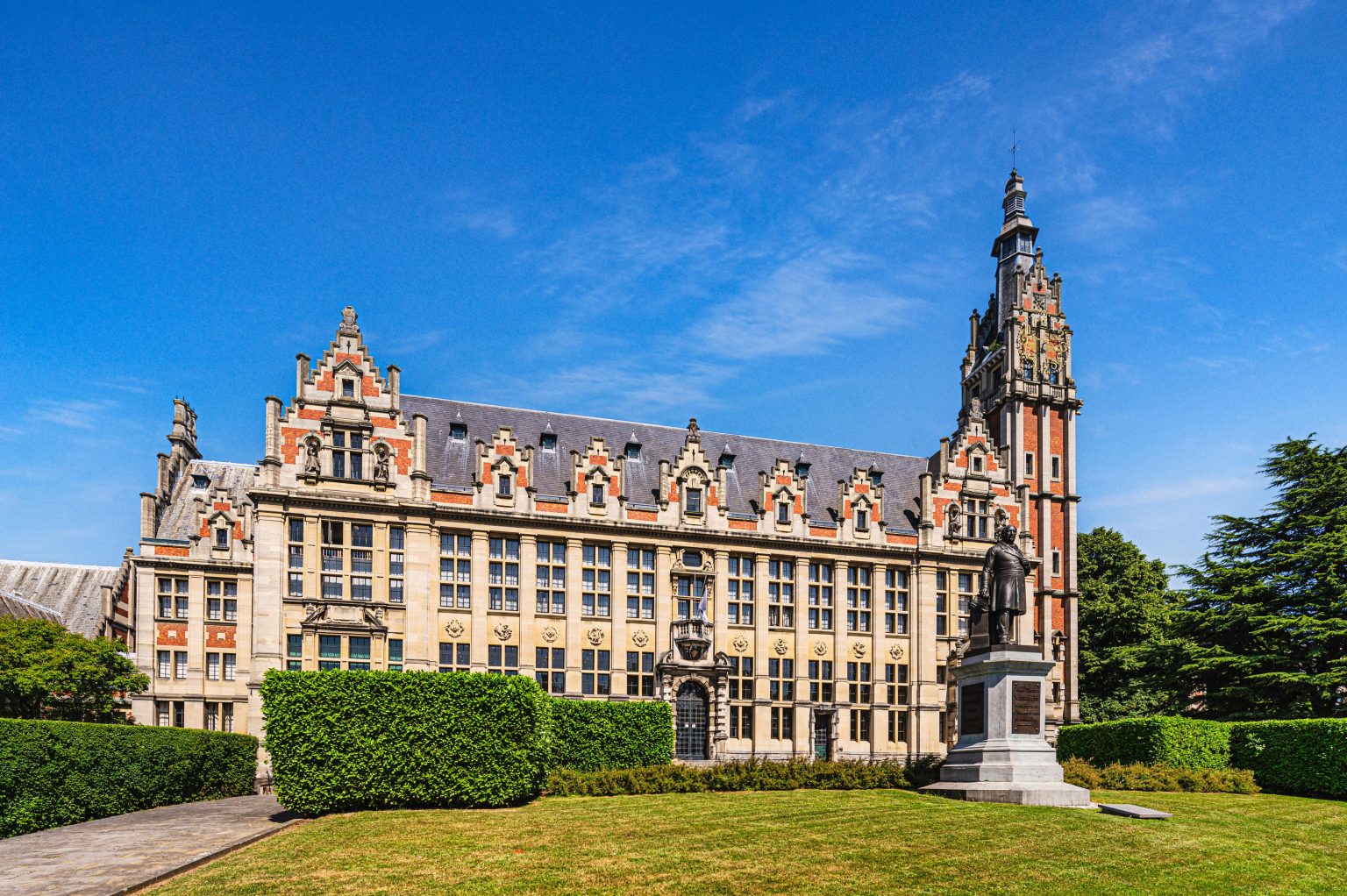 Belgium-Japan 160 Years art exhibition hosted at Université libre de Bruxelles.