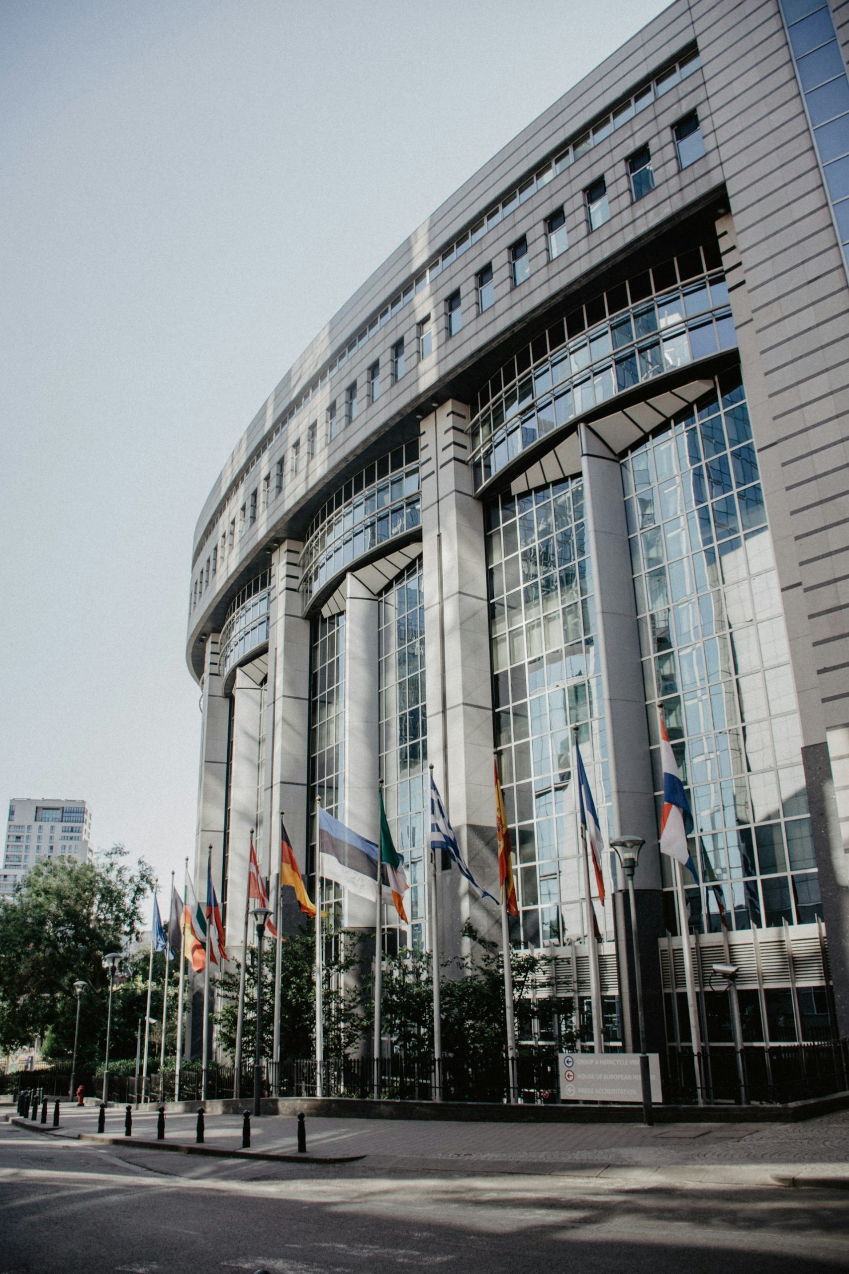 EU policymakers debate novel nicotine products and tobacco rules in Brussels