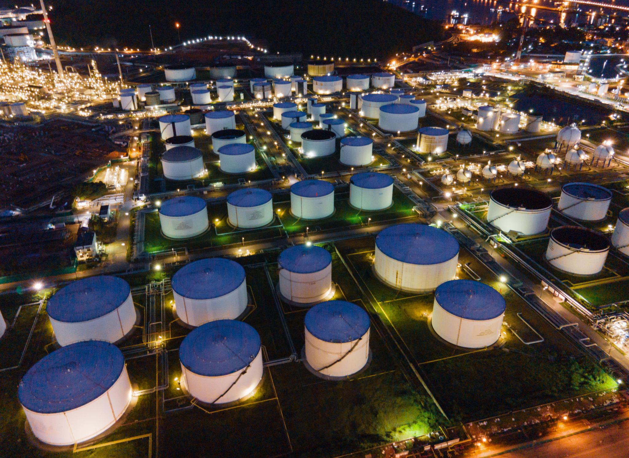Rising fuel prices linked to oil supply disruption affecting consumers in 2026