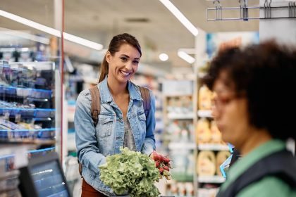 Canada retail sales growth in April 2026 at a busy shopping mall