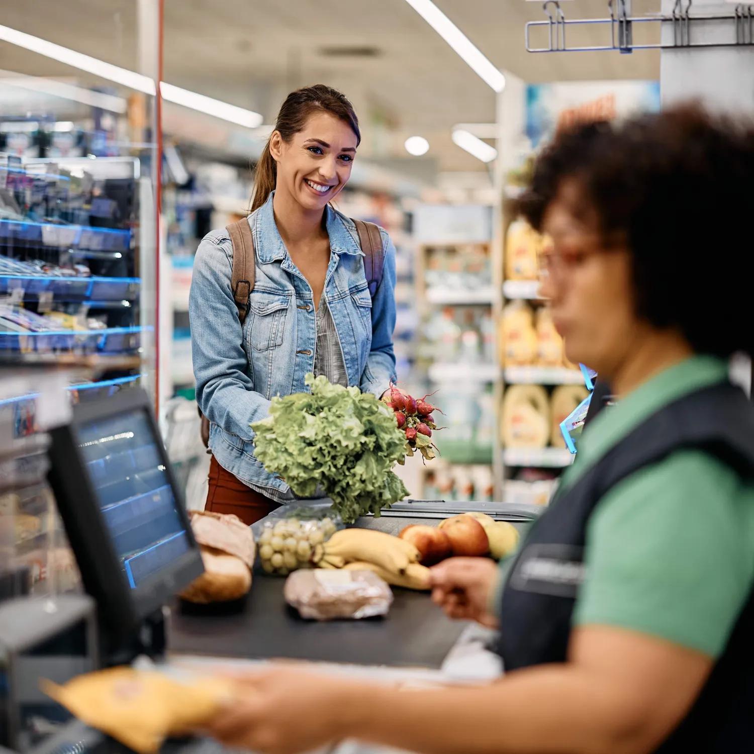Canada Retail Sales Rise 0.5% in April as Stronger May Growth Signals Consumer Resilience